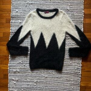 Fuzzy Black & White Chevron Colorblock Crewneck Sweater